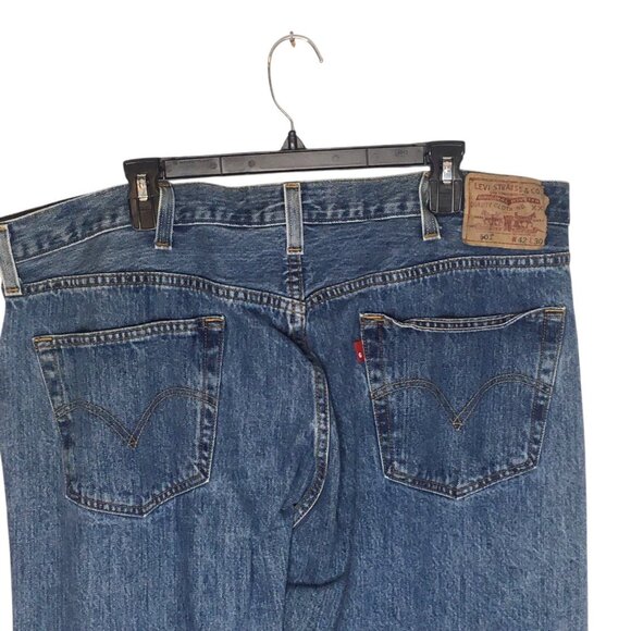 Levis 501 Jeans Mens 42x30 Blue Denim Straight Leg Button Fly Classic Fit - Picture 10 of 16